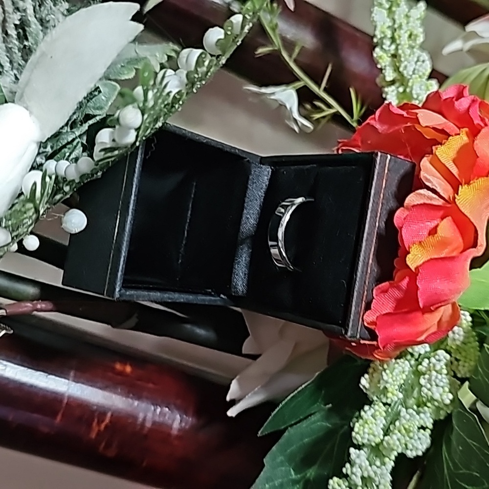 Ring - Picture 16 of 16